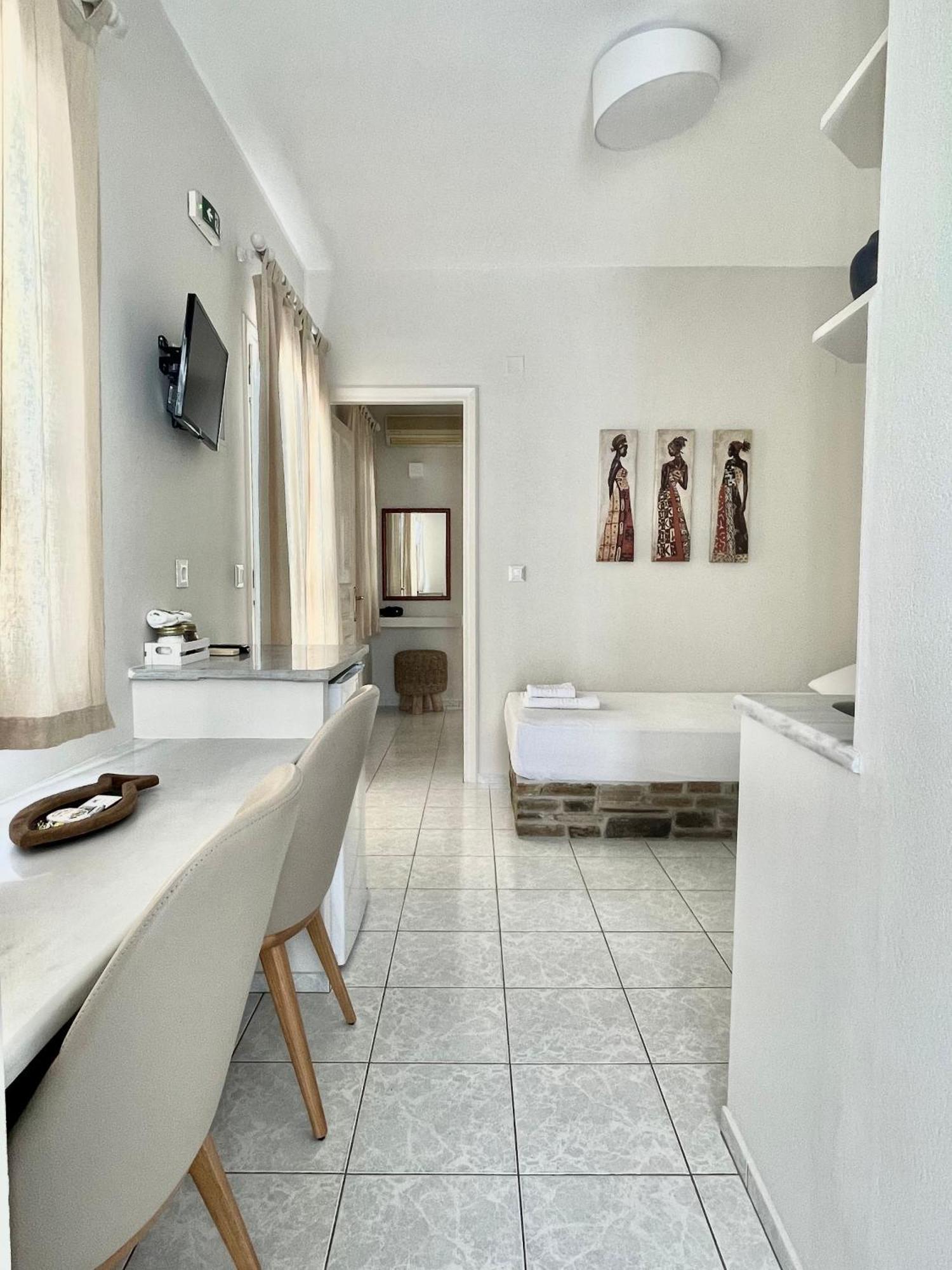 Manto Apartments Tinos Bagian luar foto