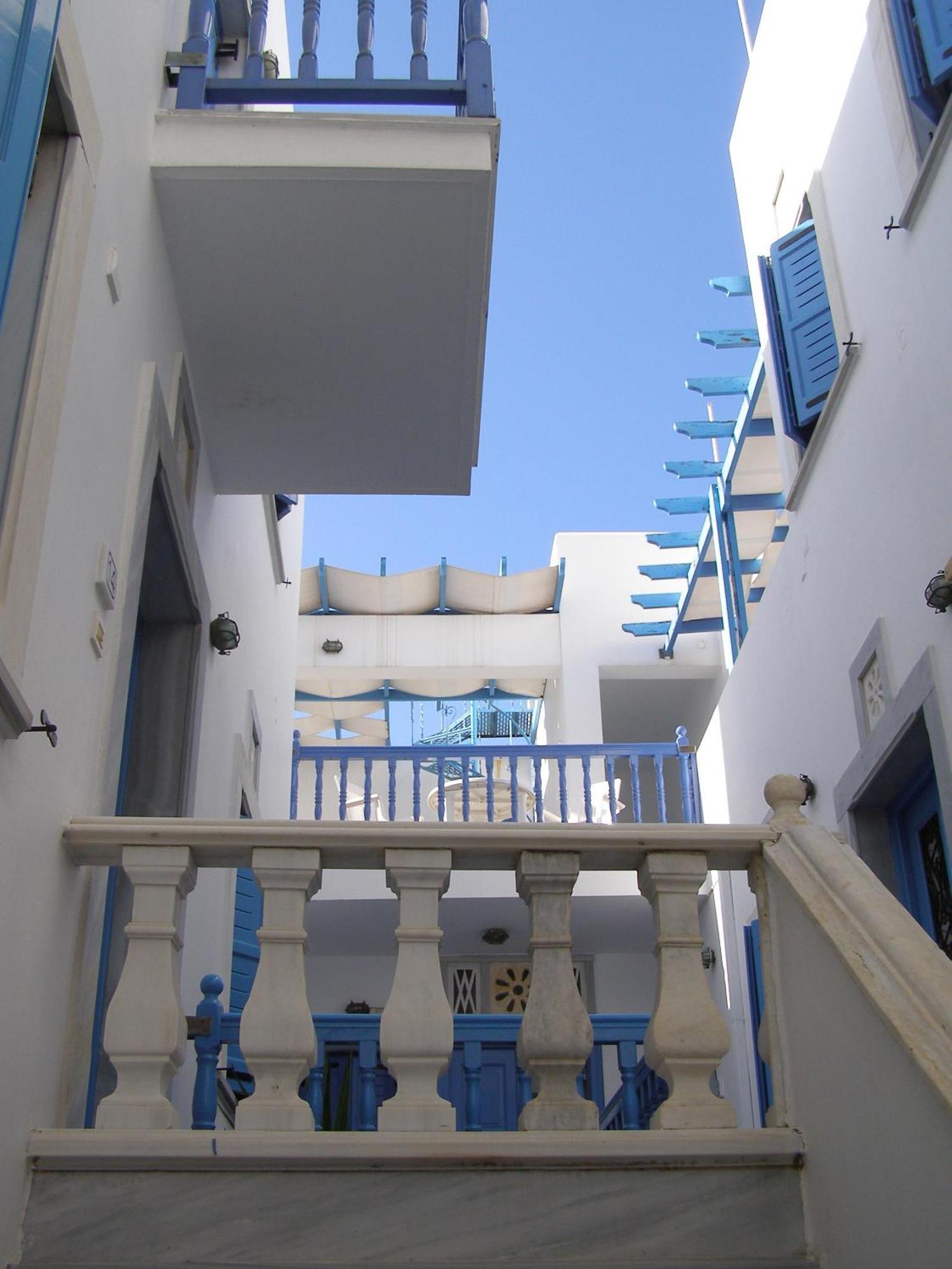 Manto Apartments Tinos Bagian luar foto
